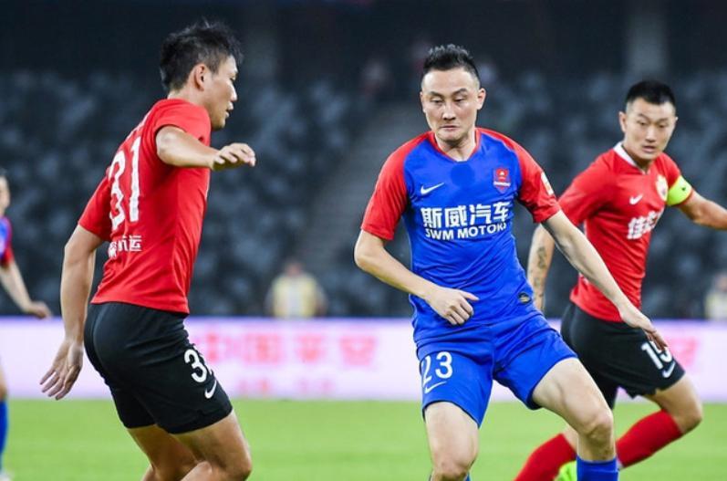 今晚浙江稠州调整名单以备中超,完成体检环节打磨,质疑声仍在,身体对抗强度拉满的简单介绍 今晚浙江稠州调整名单以备中超,完成体检环节打磨,质疑声仍在,身体对抗强度拉满的简单介绍