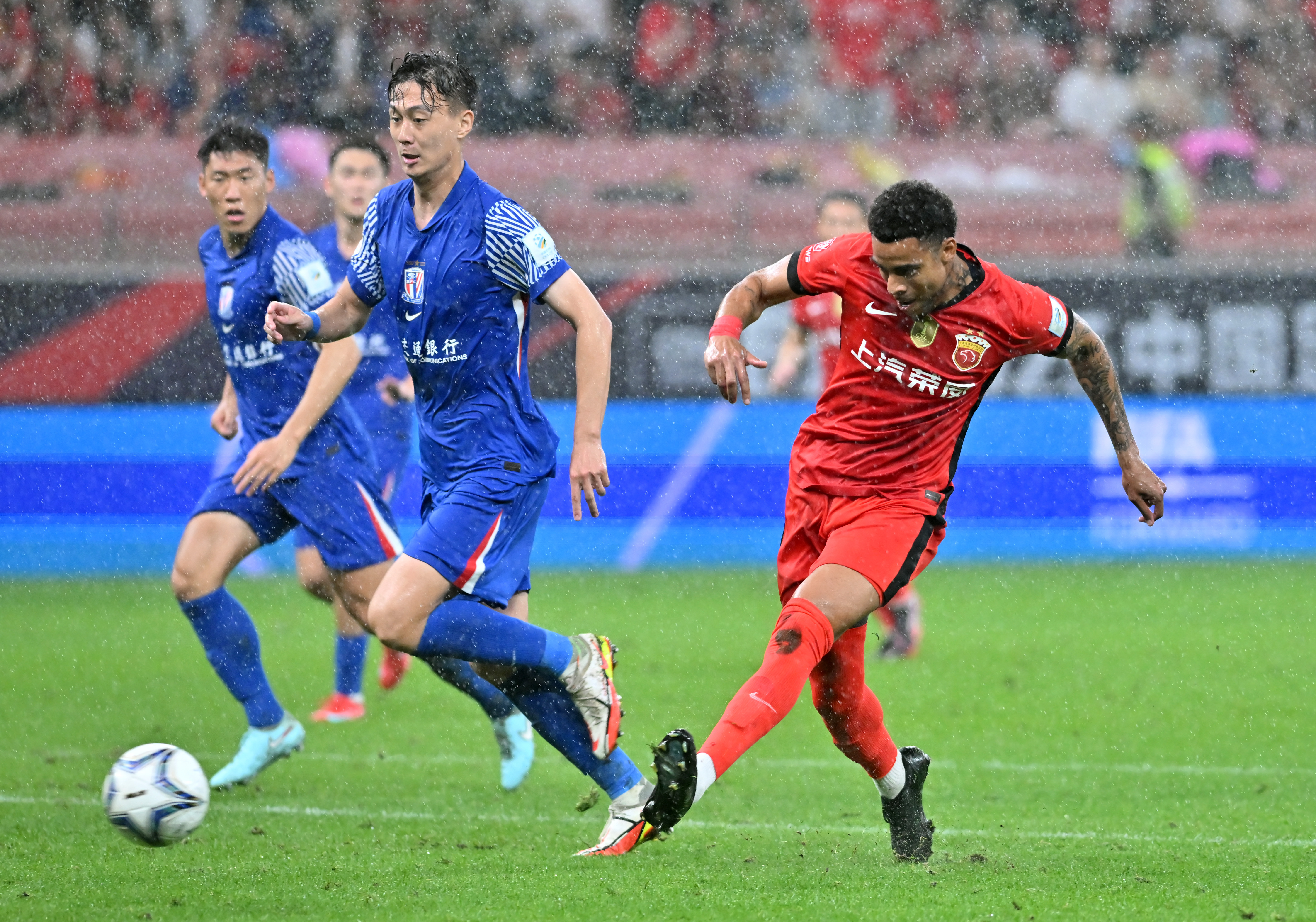 宝威体育入口 -意甲赛程吃紧;上海申花窗口期门线救险;管理层满意;轮换策略成焦点的简单介绍