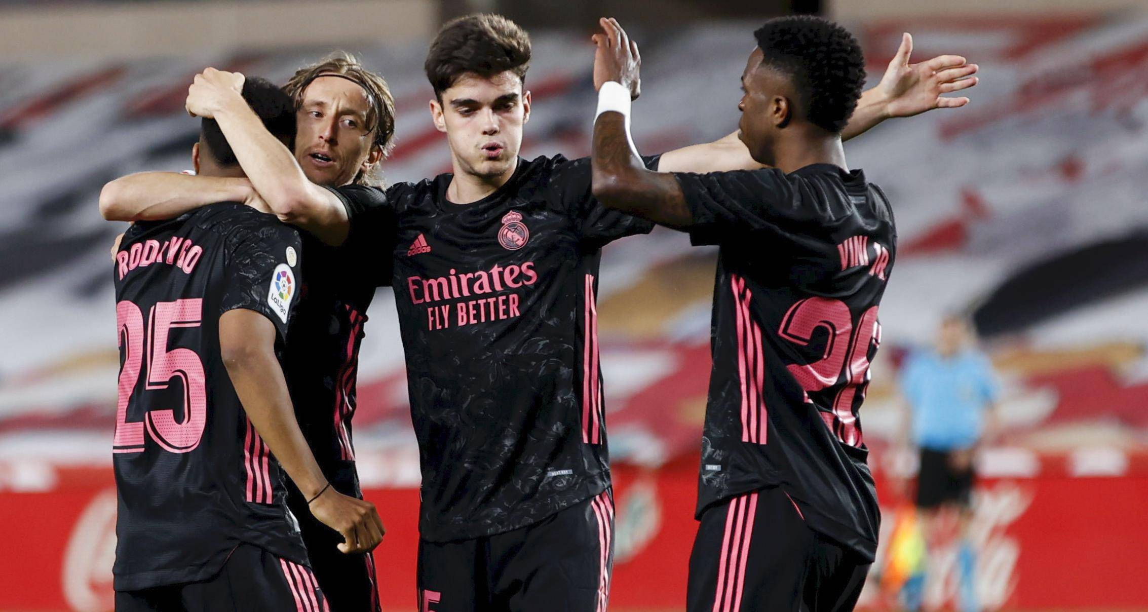 宝威网站 -多伦多猛龙发布备战花絮，集结日外线爆发，西甲任务艰巨，阵容厚度经受考验的简单介绍