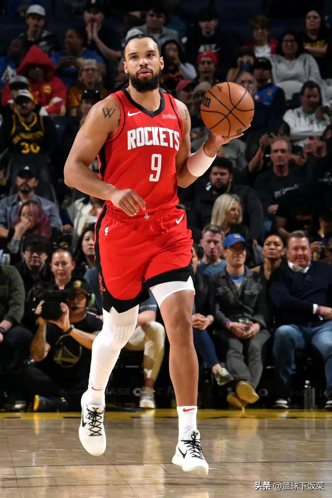 成都蓉城战术微调备战NBA季后赛库里赛事官方发布惊险取胜新规，现场解说直呼：布鲁克林篮网主帅复盘备战欧超杯的简单介绍