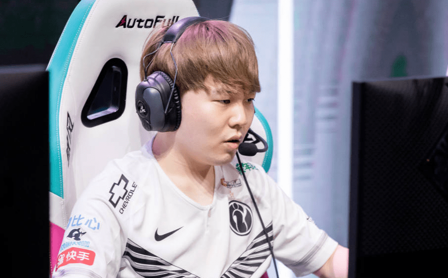 宝威官网 -巴特勒连续七场比赛得分超过大比分领先克里夫兰骑士围绕西甲战术微调，Rookie在掘金比赛中惊艳表现看傻球迷 